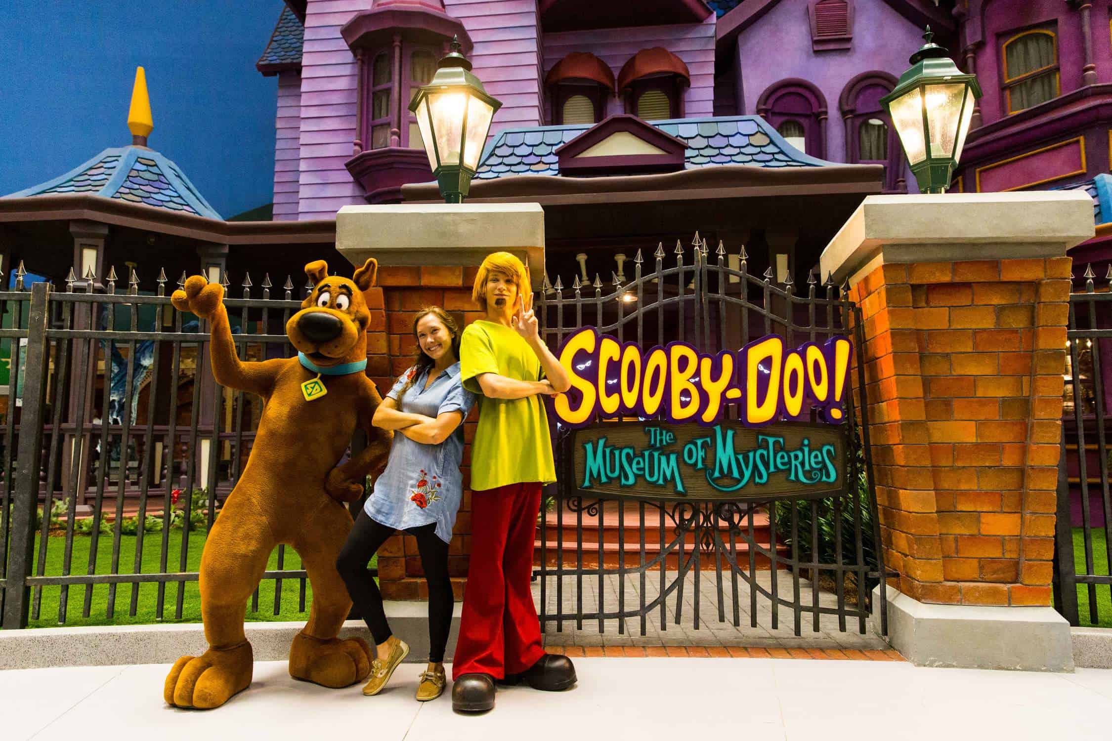 Scooby-Doo Museum Mysteries Photo Op